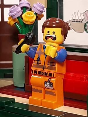 🎤 Lego Masters singing Christmas karaoke 🎤 #legos #lego #thelegomovie #thelegomovie2 #emmet #lordbusiness #presidentbusiness #goodcop #badcop #bumbiddy #eightcrazynights 