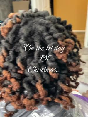 She wanted…  A fresh color #mesquitelocs #dallaslocs #locsmesquite #locs #locstyles #locjourney #dreadlocks #womenwithlocs #healthylocs #locjourney @Hopegiles71 