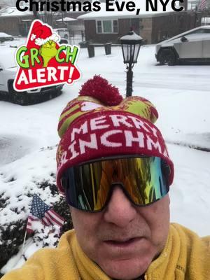 #bigcaru#snow#christmaseve#bitches#ancora#santa#nyc#statenisland#grinch#hat#viralvideo#same#comeon 