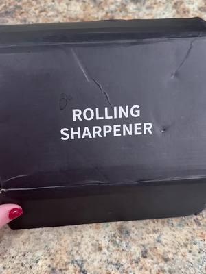 This is super user friendly! Check it out!! #rollingsharpener #tts #TikTokShop 