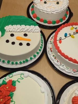 Just a few of our available Christmas cakes!! Merry Christmas and Happy Holidays! 🎄⛄❄️🎅 #happytastesgood #dq #dairyqueen #dqcake 