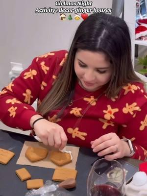 Decor ginger houses with friends🎄🎁 • • #christmas #gingerhouse #gingerbread #gingerbreadhouse #casasdegengibre 