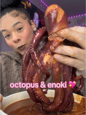 Do yall want a chitlins mukbang? Or do yall want to see my entire Christmas plate??  Also MERRY CHRISTMAS EVE AND MERRY CHRISTMAS I LOVE YOU ALL HOPE YALL HAVE AN AMAZING HOLIDAY AND NEW YEAR!!! 💖💖💖💖💖💖💖💖💖💖💖💖💖💖💖💖💖💖💖 #creatorsearchinsights #fyp #shorts #viral #trending #eating #octopus #fypシ゚viral #viraltiktok @AaronMichelle🩷 @Buldakbabes 