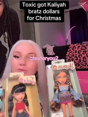 Toxic says she looks like a bratz doll. #qtea #qteaforyou #fyp #fypage #toxiicfaiiry #toxicvirgo #mopski #kaylathayla #flyysoulja #vium #allisonmae #sunnychristinaaa #cocobliss 