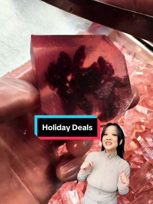 🎁 'Tis the season! Use code CHEER20 to save 20% off your entire purchase in one of the biggest sales events of the year. Treat yourself to Silky Gem’s creations! Don’t wait—this deal won’t last long! ✨ #Silkygem #crystalcandy #candy #snack #mutraucau #kohakutou #asmr #asmreating #snack #ediblegems 