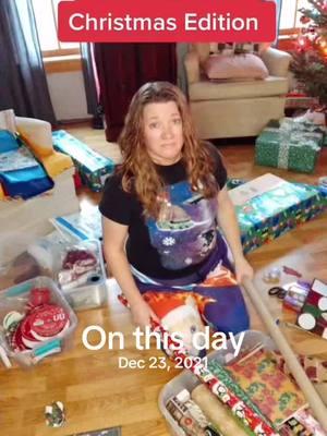 This year I was done by the 20th *pats self on back* #genx #giftwrapping #slacker #onthisday 