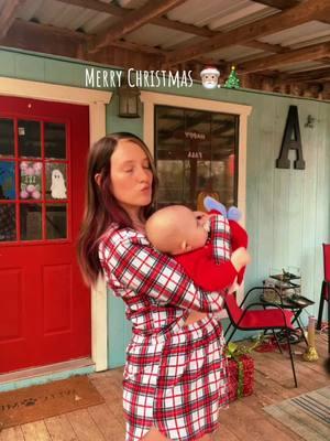 Baby’s 1st Christmas🎅🏼🎄. #fypシ゚ #xyzabcfyp #momlife #babies1stchristmas 