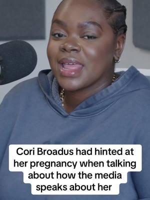 Congratulations to Snoop Dogg’s daughter #coribroadus who announced her pregnancy yesterday! A few weeks ago she joked about shocking the world and popping out with a baby one day 😂 Be sure to check out our full interview about living with #lupus on the @102.7 KIIS FM YouTube channel! #fyp #snoopdogg #foryoupage #lupus #lupuswarrior #pregnancy 