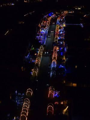 Merry Christmas! My street goes all out for Christmas and @bgboydphoto came out and took some video!  . . . #fyp #readyforchristmas #vailaz #christmas #christmaslights #christmasdecor #tucson #tiktokchalkartist #chalkartist #bgboydphotography