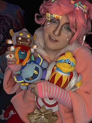 MERRY CHRISTMAS EVE EVERYONE!! #kirby #kirbycosplay #nintendo #nintendocosplay 