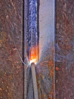 SMAW-FILLET WELD #checkout #EASYWELDING #goodwelding #welding #SMAW 