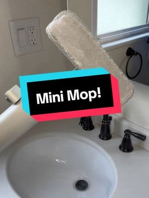 No mas manchas en tus espejos! utiliza el Mini Mop para que tus espejos queden brilosos libres ds manches!  #fyp #parati #yourpage #Home #minimop #housekeeping #viral #sell 