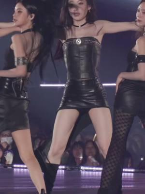 Born to be on stage #fyp #chaeryeong #leechaeryeong #wannabe #fancam 