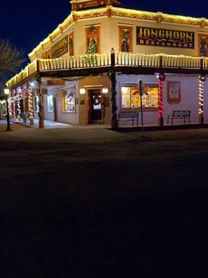 Walking Allen Street in Tombstone. #oldwest #Tombstone #Arizona #arizonaliving #short #christmas #Holliday 