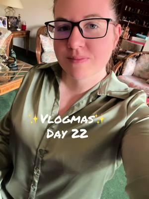 Had to run a few last minute errands  #christmaseve #Vlogmas #teacheroffduty 