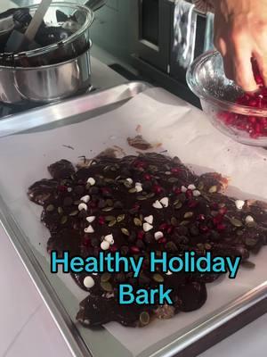 Holiday Bark. A healthy treat for the whole family.  #Vlogmas #fypage #theapproach #weightloss ##EasyDesserts #fypagetiktok #theapproach #CleanEating #weightloss #FestiveTreats #FoodieFaves 