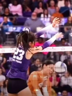 Parra 😍😍💜😈// #melanieparra #tcu #tvuvolleyball #allamerican #tcusports #parra #voleibol #voleibolmexico #voleibolfemenino #edit #edits #sports #demond @voleibolmexico @Melanie Parra Volleyball @NCAA Volleyball @NCAA @TikTok 