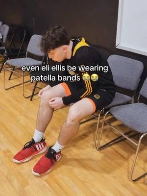 even eli ellis wears them 🤷‍♂️ #eybl #edit #eybledits #patellabands #knee #eliellis