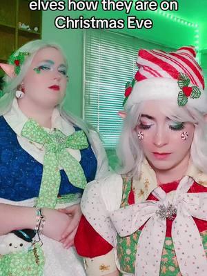 The elves are eepy. Merry Christmas Eve everyone!! @_makk_cosplay_ #christmaself #christmaselves #hollyandmistle #mistleandholly #mistlesugarfrost #eversnowoc #hollysilverleaf 