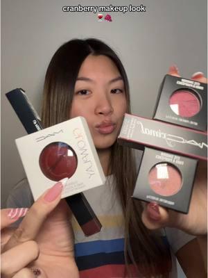 cranberry makeup 💋❤️💄 @MAC Cosmetics USA @Community X SEEN  #cranberrymakeup #mactrend #maccosmetics #maccosmeticsusa #macmakeup #holidaymakeup #makeup #communityxseen 