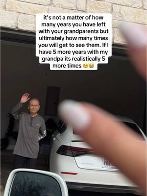 I love my Ong noi 😭😭😭 #fyp #foryou #life #grandpa #grandparents #grandma #time #loved #blessed #family #vietnamese #vietnam #asianfamily #goodbyes #sad 