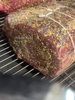 Primin’ the prime rib. #holidayroast #primerib #drybrine #kindersseasoning #kinderstheblend #butcher #butcherstwine #roast #holidayfood #FoodTok #tiktokfood #foryou #fyp #merrychristmas #cooks 