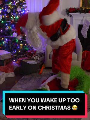 WHEN YOU WAKE UP TOO EARLY ON CHRISTMAS 😂🎄🎅🏾 #Comedy #funny #viral #laugh #skits #comedyskit #funniest #toofunny #christmas #funnyvideos 