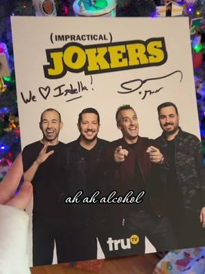 got a early xmas present from @James Murray ❤️🥸 #impracticaljokers #jamesmurray #murr #salvulcano #brianquinn #joegatto #impracticaljokersclips #ahahalcohol #murrimpracticaljokers #christmas 