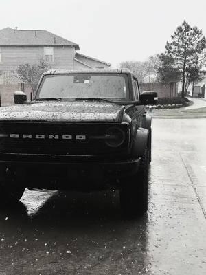 She is now safely pulled inside… 🥲 #hailstorm #car #fordbronco #merrychristmas #fyp #foryou #inthearmsofanangel 