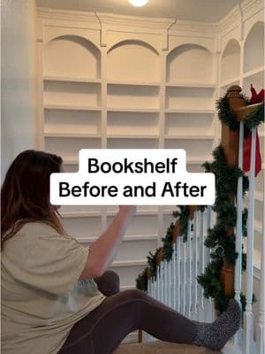 Bookshelf before and after📚 #bookshelf #bookshelftour #bookshelforganization #bookshelfdecor #bookish #BookTok #bookworm #booktokfyp #booklover #books 