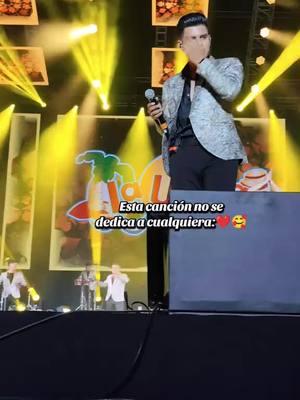 Tu poeta 😍🥰❤️#vadedicadaatimiamor❤️ #ojitoschinitos❤ #tupoeta #RyM #mathiasynahomi #asicomolopedi♥️❤️ #mathiasynahomi❤️ #telodije #fypツ #fypシ゚viral #foryou #parati #🇵🇪❤️ #🇵🇪 #peru🇵🇪 #peru #soloparati #fyppppppppppppppppppppppp 