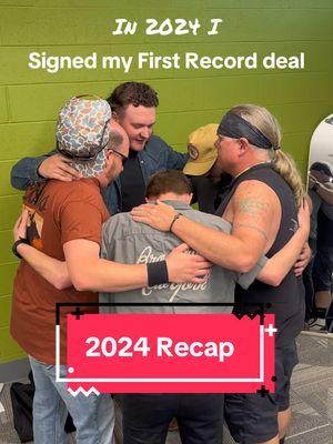 I love this life I get to live thanks to y’all 2024 has been a incredible year…. Love y’all! #fyp #Fyp #BradenHull #countrymusic #recorddeal #Nashville #gavinadcock #singersongwriter 