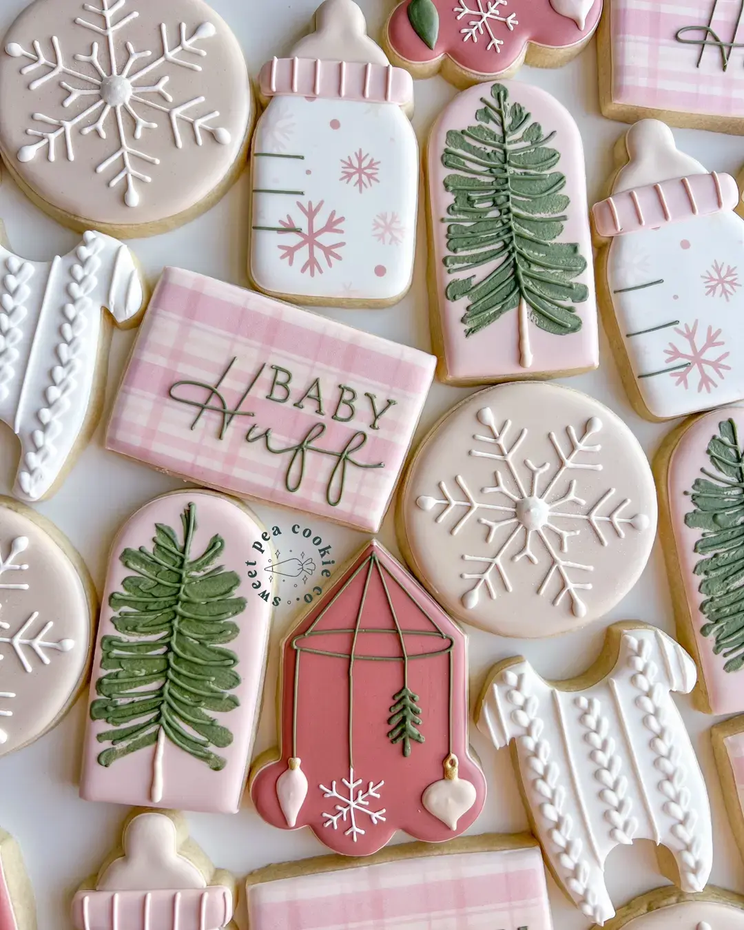 Happy Christmas Eve🎄🤍⁠ .⁠ .⁠ .⁠ #babyshowercookies #losangelescookies #losangelescustomcookies #sugarcookie #sugarcookiedecorating #sugarcookiesofinstagram #customsugarcookies #thesweetpeacookieco #satisfyingvideos #cookievideo #glendalecookies #glendaleca 