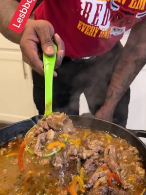 Lesbbq.com #foryoupage #fyp #oxtails #tiktokviral #authenthic #bbqtiktok #tiktokfood #inspiration #interesting #trendingvideo 