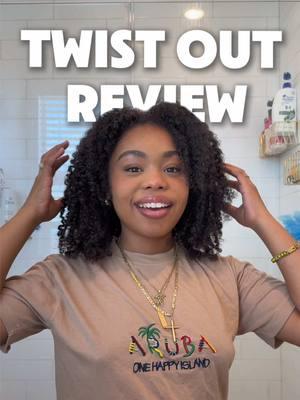 Twist-Out Hairstyle Review 💇🏽‍♀️🤎 #twistoutonnaturalhair #curlyhairstyles #protectivehairstyles #protectivehairstylesfornaturalhair 