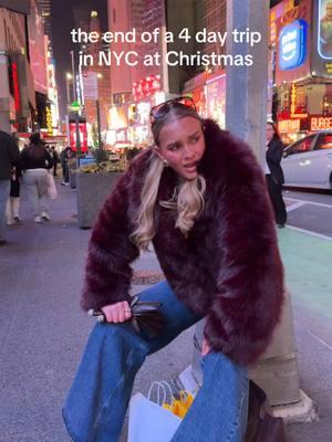 I am on my last limb. I need a vacation from my vacation! 🤣 Christmas in NYC is on a whole new level. #christmasinnewyork #christmasinnyc #traveltiktok #christmaseve #fyp #foryoupage 