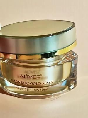 🌱ALIVER introduces the ultimate in skincare indulgence: the Gold Luster Magnetic Facial Mask.#aliver #aliverbeauty #skincare #mask #facemask #facialmask #face #facerealityskincare #facerealityacnespecialist #latinaesthetician #skincaretips #facialglow #facialtreatment #skintreatment #hyperpigmentation #skin #shorts