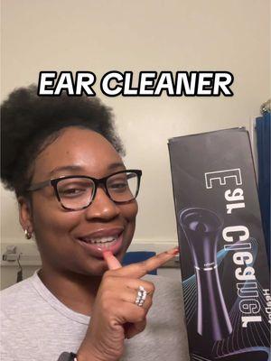 Love this ear cleaner 👂🏽😍 It really gets the job done! Ya’ll need to run and get it! @HeaDot US  #earwaxremoval #earcleaner #headotearwaxcleaner #earcleanertool #yearendsale #holidaymusthaves #tiktokshopfinds 