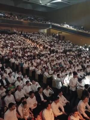 Watch Chaim Yisroel, Shmueli Sukkot& Bentzi Steinmetz singing Eilu V'eilu with the crowd . . . . . . . . . . . . . . . . . . . . #crowd #people #singing #singingtogether #concert #event #musicevent #beautiful #יפה 