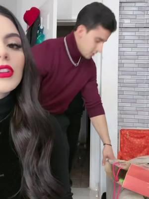 El papa de melissa Navarro no quiere ir ala fiesta dice que esta cansado #feliz🎄 #navidad #paratodos♥️ #videos #virales 