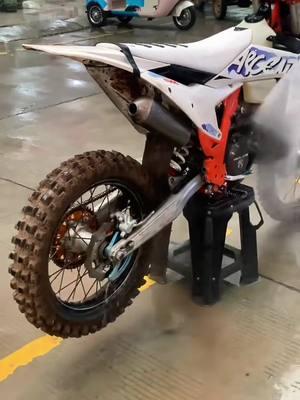 #dirtbike #dirtbikes #dirtbikelife #dirtbikefails #dirtbikevideos #dirtbikeracing #dirtbikesforlife #dirtbikewheelie #dirtbikeriding #dirtbikelove #dirtbiker #dirtbikerider #dirtbikeriders #dirtbikeparts #dirtbikeforlife #dirtbikelover #dirtbikers #wheelies #enduro #dirtbikerepair 