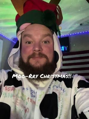 Moo-rry Christmas! Love yall! Let’s have some fun. #christmas #merrychristmas #Love #peace #moo #cow #santa #elfs #battle #foxarmy #foxfam #happyholidays #mistletoe #Love #foxy #mango #temu #temunaughtysquad #fox 