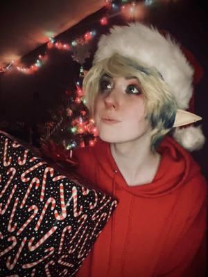 “Ta da! What do you think?” -Harley Holly   #pov Harley decorated your tree when you were away   #12daysofchristmas #harleyholly #spiritofchristmas #riseoftheguardians #rotg #rotgoc #riseoftheguardiansoc #christmas 