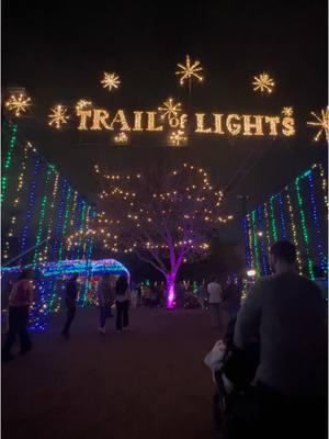 my favorite yearly tradition 🎄 #trailoflights #trailoflightsaustintexas #trailoflightsaustin #austintx #austintexas #austin #atx #texas #zilkerparktrailoflights #zilkerpark #christmas #christmaslights #christmas2024 