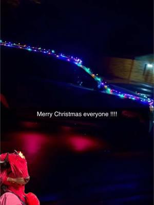 Hope yall have a wonderful holiday! If you don’t celebrate hope you have a great day!  ^-^  #merrychristmas #xmas #jeep #christmascardecor 