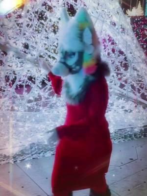 ❄️Merry Christmas showing a video from my fav display at Enchant #califur #furry #Shimmer #enchantedchristmas 