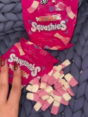 #AggressiveTutorials #AggressiveTutorialLady #latenightsnack #squashies #taylorswiftcandy #swifty #foamcandy 