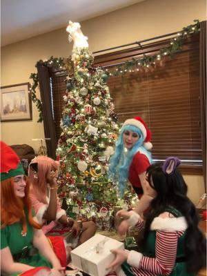 Merry Christmas from the Mystreet girls ❤️ @Pumpkit🎃🐈‍⬛ #aphmau #mystreet #kawaiichan #cosplay #foryoupage #katelyn 