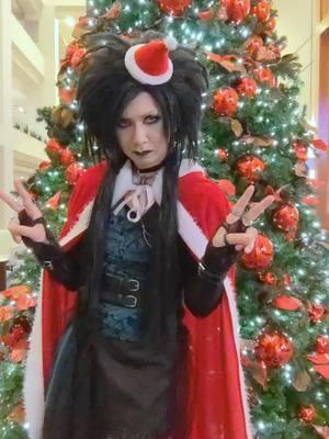 ding dong ding dong, dixmas is here 😈 #fyp #fypシ #moidixmois #manasama #malicemizer #visualkei #vkei #vkeitiktok #visualkeitiktok #christmascosplay #gothtok #alttiktok #gothtiktok