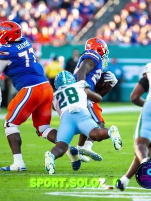 #CapCut who dove better? #gator #football #tulane #tackle @FLORIDA @Tulane University #gasparillabowl @Gasparilla Bowl 